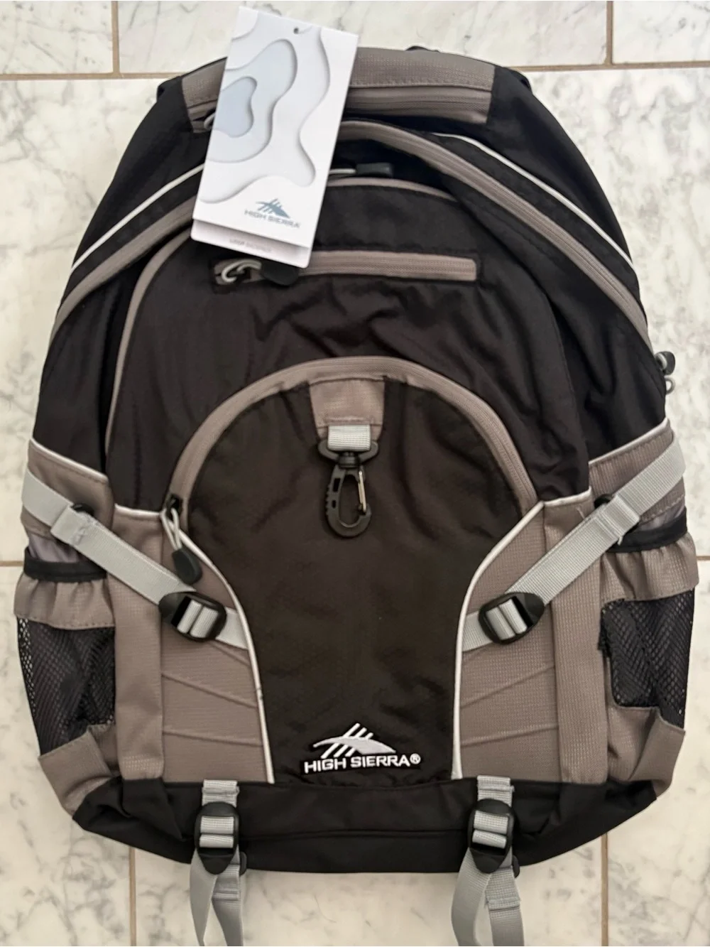High Sierra Large 19in Backpack Travel School Book bag Tablet Sleeve Black Gray